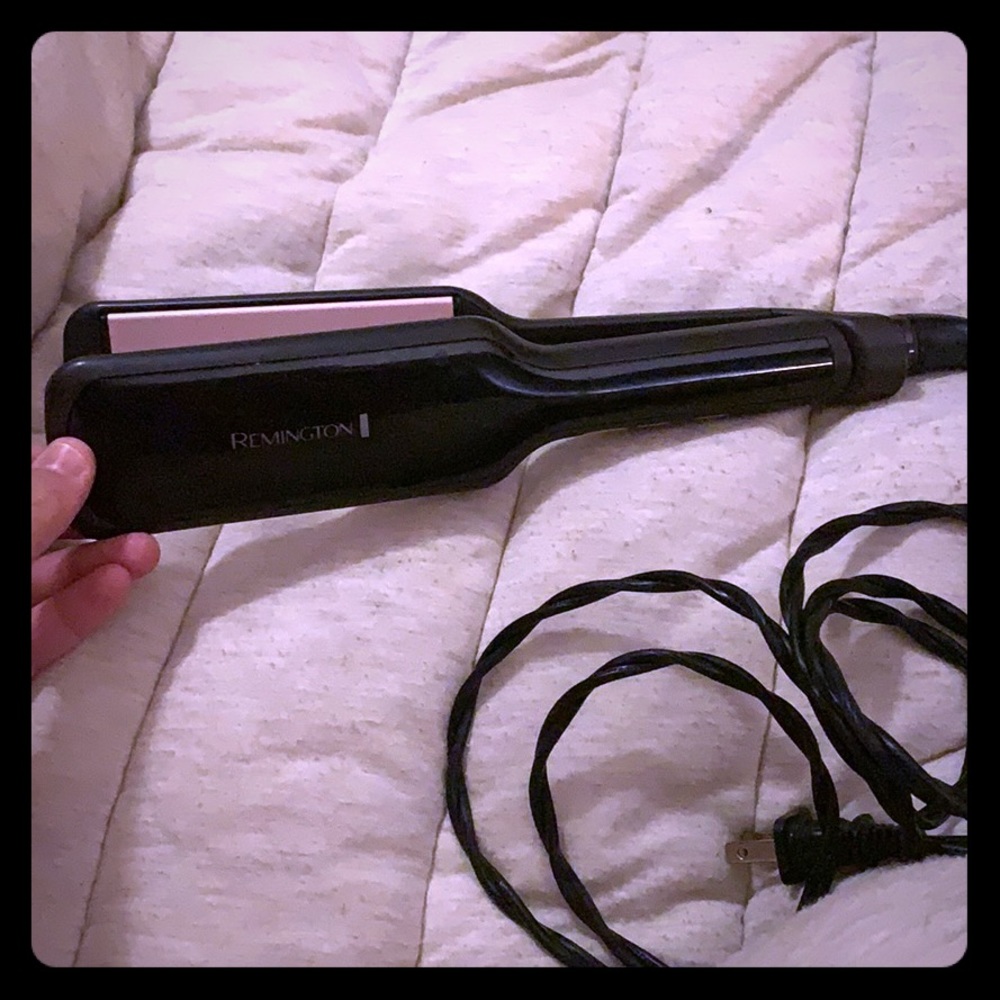 Hair straightener